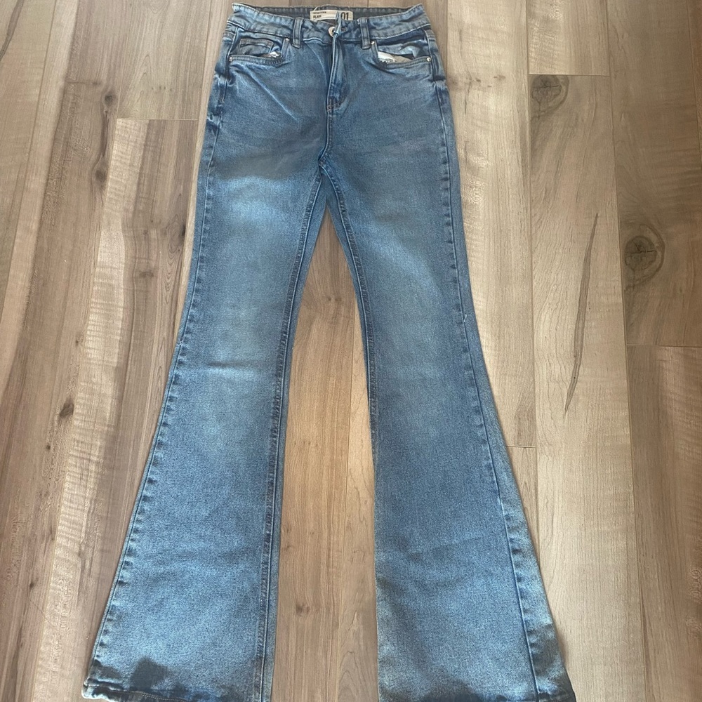 Woman's Vintage Flared Jeans - refuge